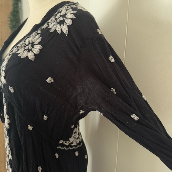 Free People Embroidered Fable Midi Dress Small Black - Picture 9 of 9
